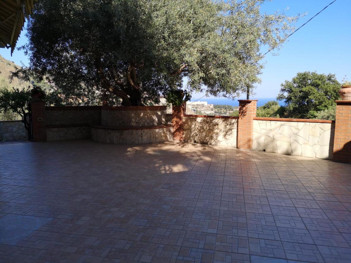 טאורמינה Villa Chris מראה חיצוני תמונה