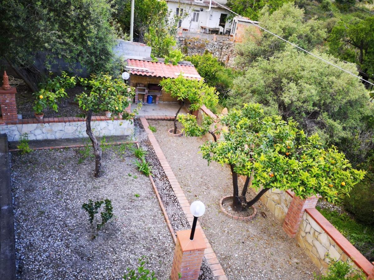טאורמינה Villa Chris מראה חיצוני תמונה